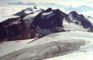 Blick vom Wilden Freiger nach Osten