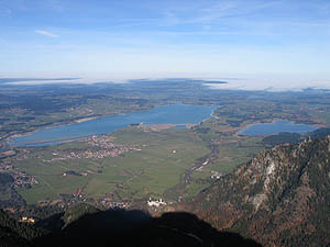 Forggensee vom Säuling [Zum Vergrößern anklicken]