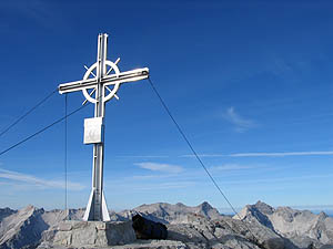 Gipfelkreuz der Hinteren Bachofenspitze [Zum Vergrößern anklicken]