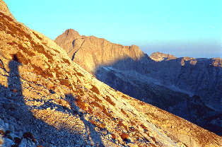 Hochkalter im ersten Morgenlicht