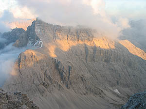 Kaltwasserkarspitze von der Birkkarspitze [Zum Vergrößern anklicken]