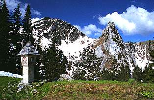 Plankenstein und Risserkogel vom Riederecksattel [Zum Vergrößern anklicken]