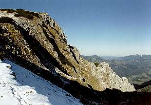 Pyramidenspitze von Süden [Zum Vergrößern anklicken]