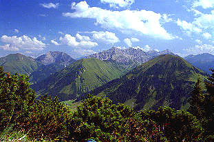 Blick vom Thanller auf den Roten Stein