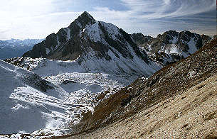 Rumer Spitze (2454 m) [Zum Vergrößern anklicken]