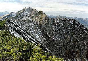 Einblick in die Nordwand des Hinteren Sonnwendjoch [Zum Vergrern anklicken]