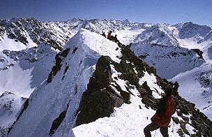 Blick vom Gipfel des Sulzkogel (23.3.03) [Zum Vergrößern anklicken]