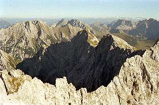 Kuhkopf und Lackenkarspitze ber der Torwand [Zum Vergrern anklicken]