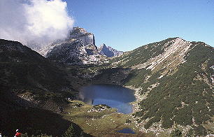 Zireiner See mit Rofanspitze (14.9.2002) [Zum Vergrößern anklicken]
