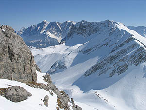 Zugspitze vom Pfuitjöchl [Zum Vergrößern anklicken]