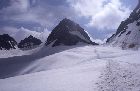 Piz_Buin_vom_Ochsentaler_Gletscher_HQ.jpg